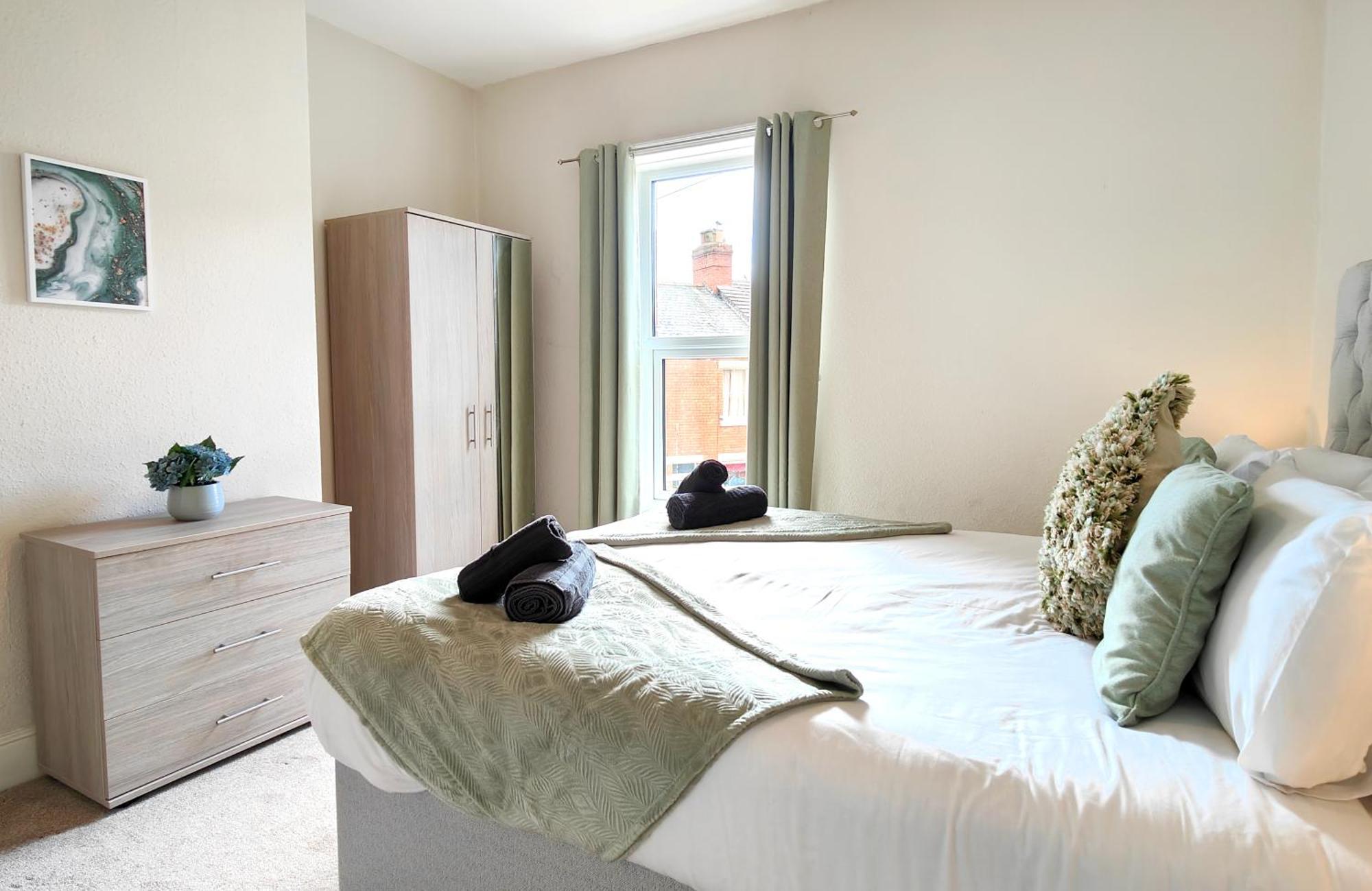 Douglas House, Near Hospital, Attractive And Comfy 2 Bedroom House With Enclosed Yard To Rear Carlisle  Dış mekan fotoğraf