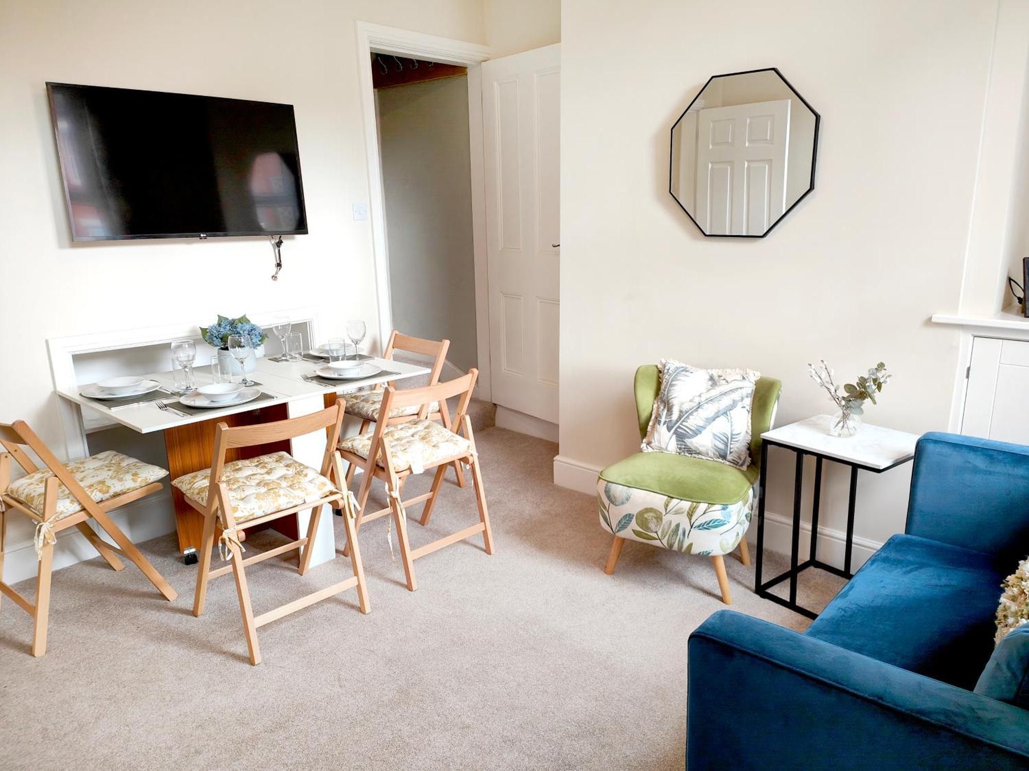 Douglas House, Near Hospital, Attractive And Comfy 2 Bedroom House With Enclosed Yard To Rear Carlisle  Dış mekan fotoğraf