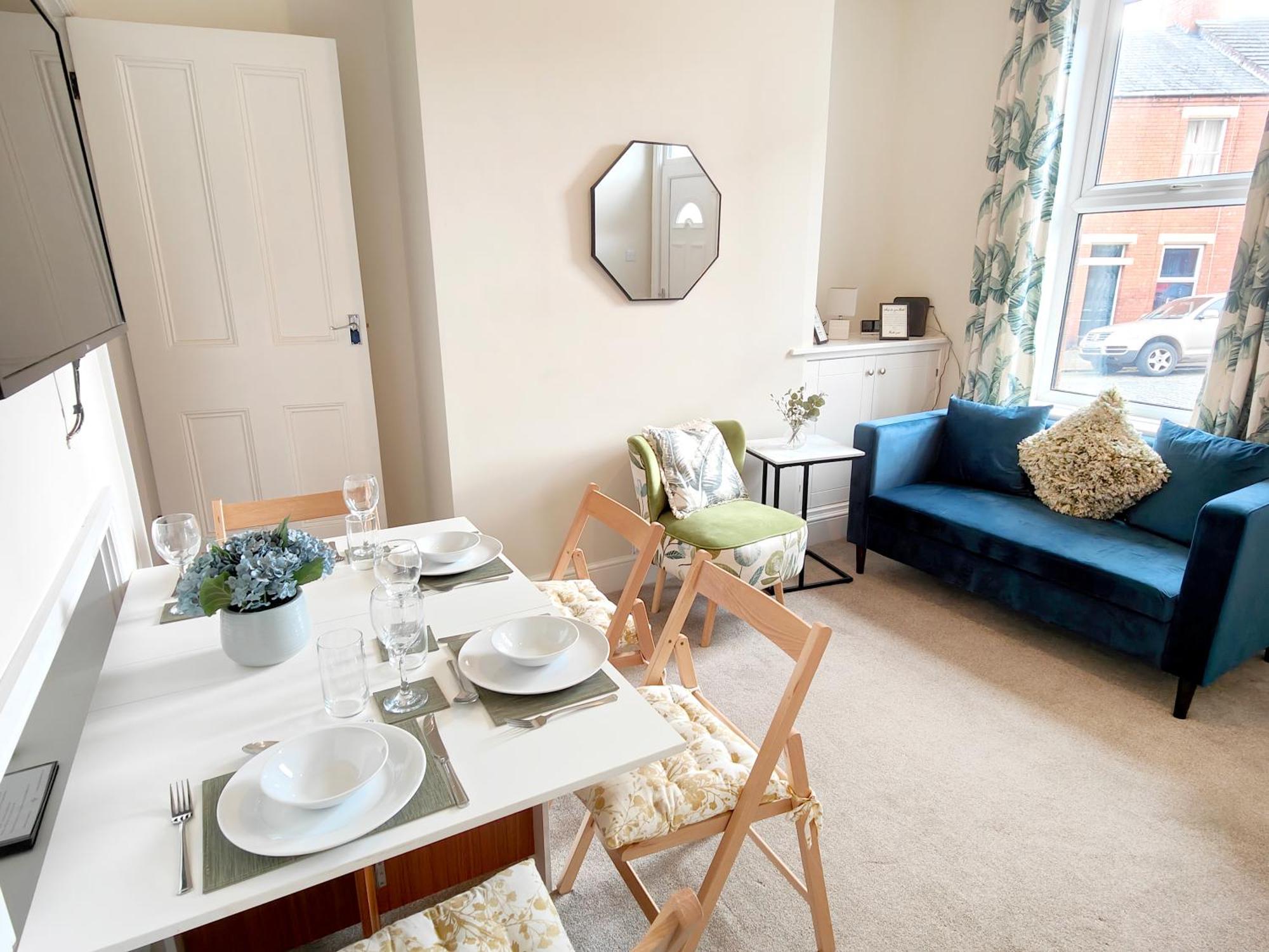 Douglas House, Near Hospital, Attractive And Comfy 2 Bedroom House With Enclosed Yard To Rear Carlisle  Dış mekan fotoğraf